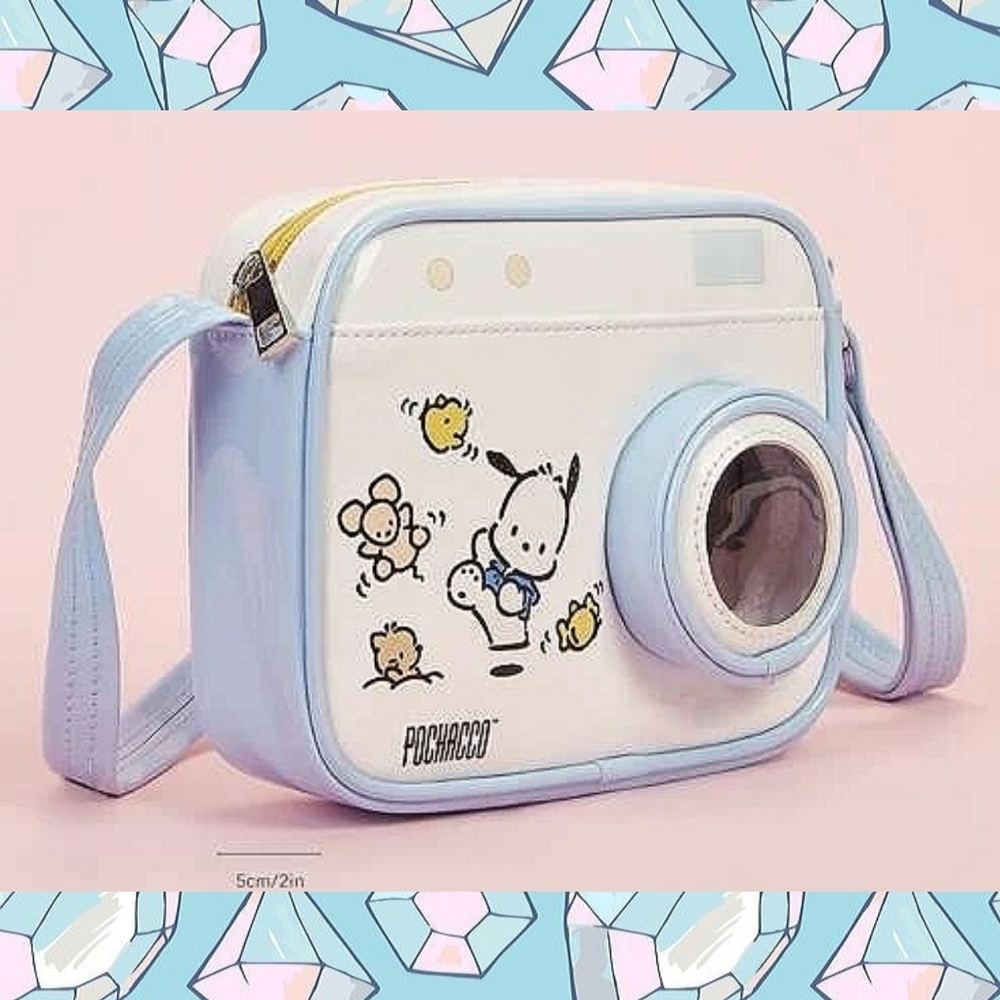 Adorable Sanrio Pochacco kitsch camera handbag NWT